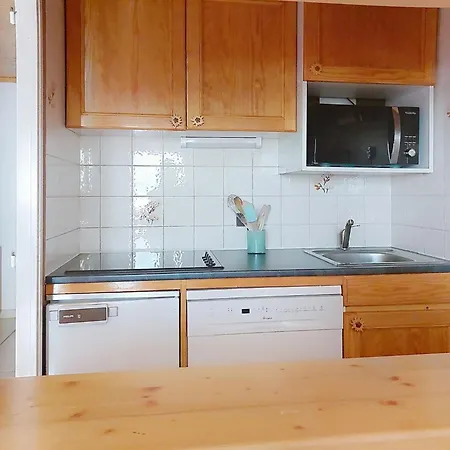 Les Tommeuses - Val Claret-39 By Interhome Apartment